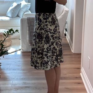 Patterned midi skirt
